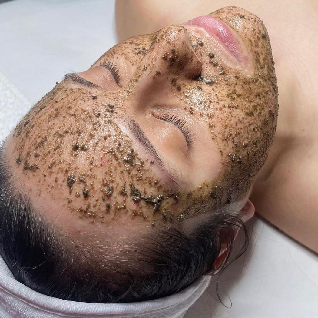 Pre & Anti Aging in Rheine - Pure Skin by Jean-Pascal Rheine